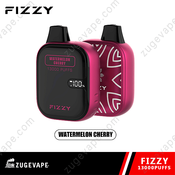 Dispositivo Fizzy Vape con 13000 tiri al gusto di anguria e ciliegia, dotato di un display nero che mostra la batteria "100%". Il dispositivo è color magenta con bocchini neri e un design geometrico sul retro.