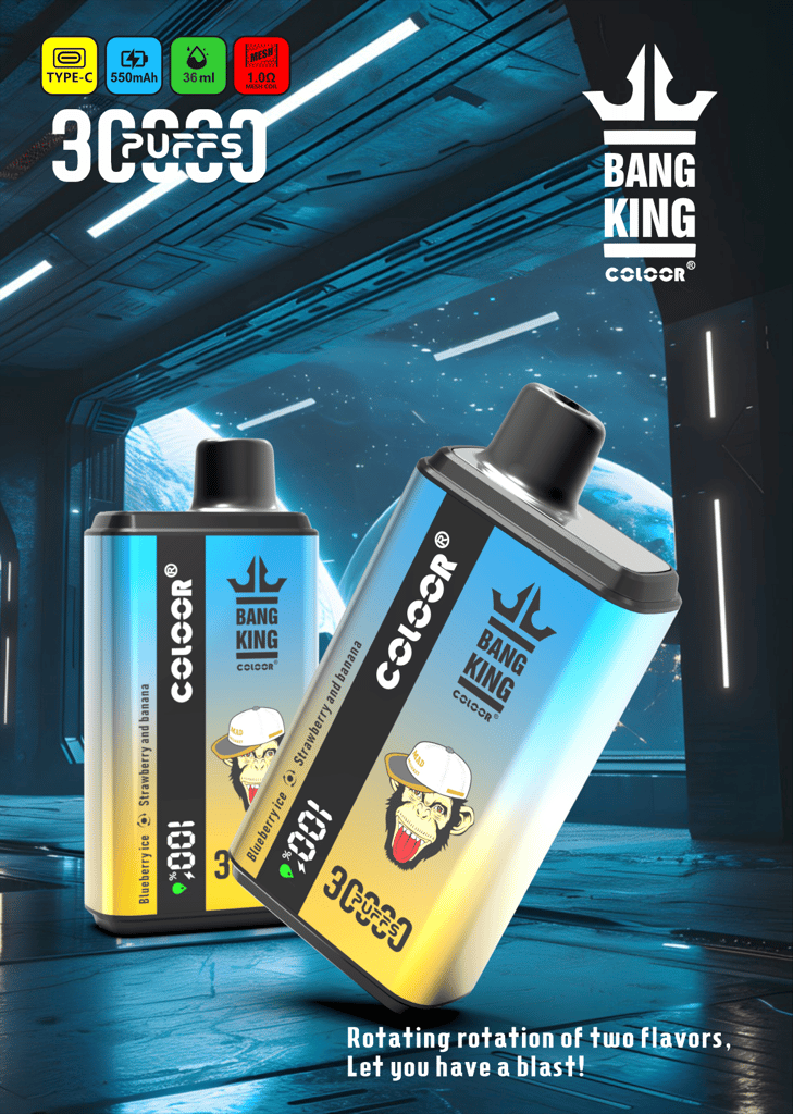Un'immagine di prodotto a tema futuristico che presenta due Bang King Color Vape, con la scritta "30000 tiri", doppi gusti (mirtillo ghiaccio e fragola banana), ricarica di tipo C e una batteria da 550 mAh, il tutto su uno sfondo di fantascienza.